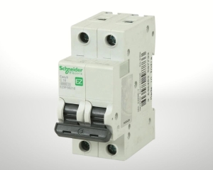 INTERRUPTOR TERMOMAGNÉTICO EASY 9 MCB 2X16A SCHNEIDER